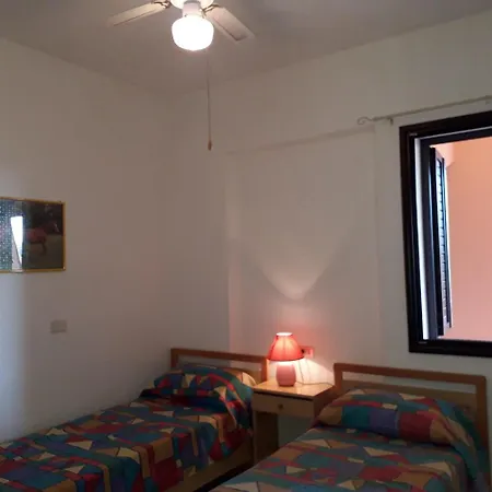 Casa Deledda Сasa de vacaciones La Caletta